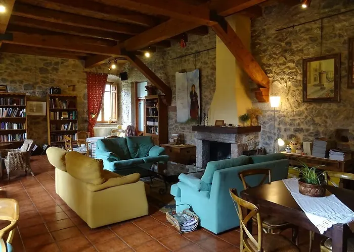 בית כפרי Dias De Luna *